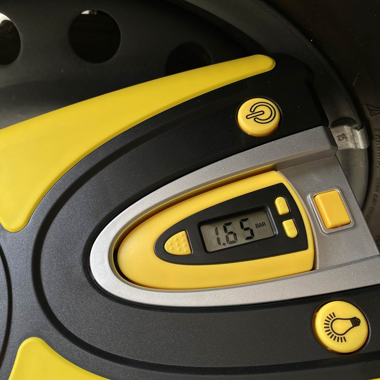 Автомобильный компрессор BS Kolben 22R