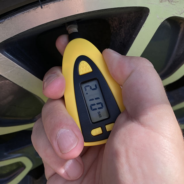 Цифровой манометр BS Kolben 22r