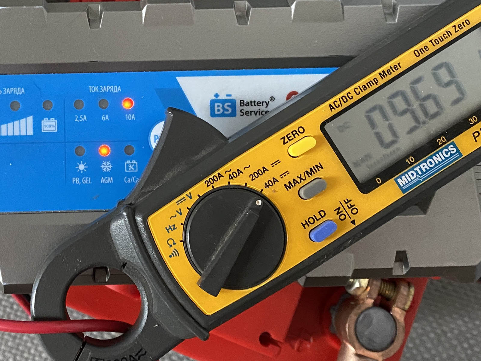 Микропроцессор зарядного устройства BS Expert